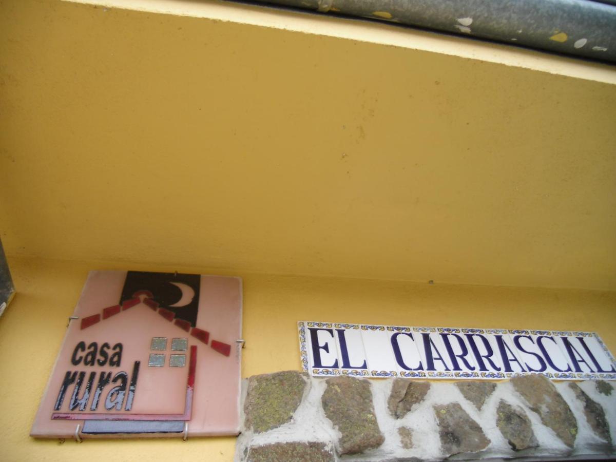 Casa Rural El Carrascal Valdefuentes de Sangusin Exterior photo